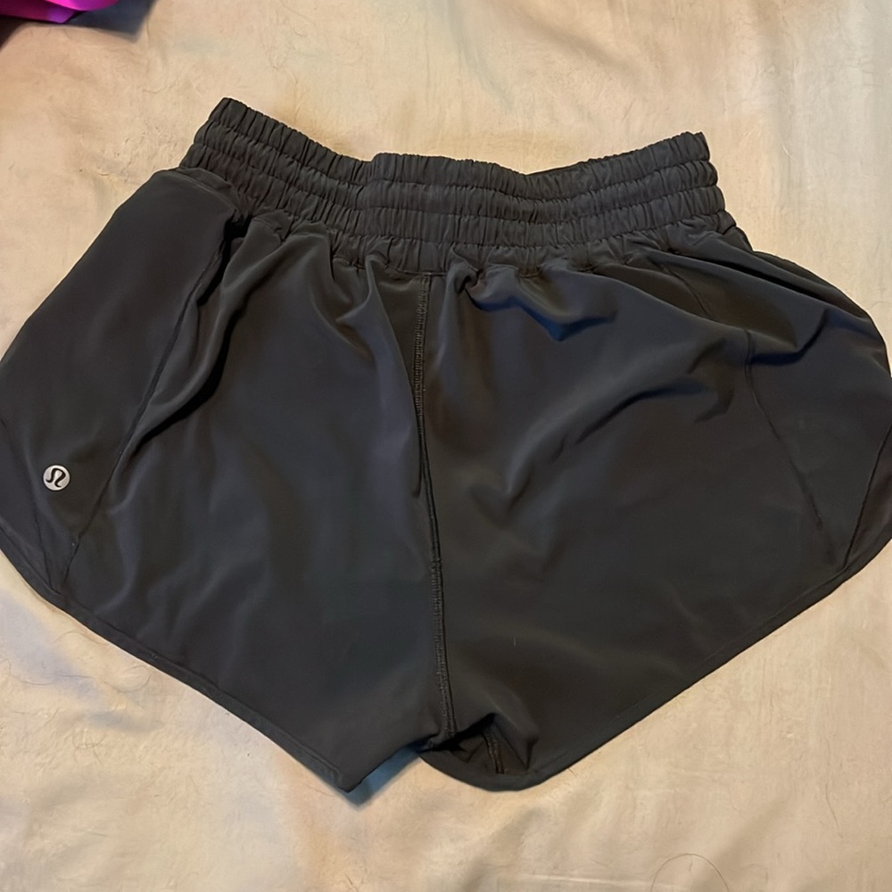 COPY - Lululemon Hotty Hot High Rise 2.5” Short - Picture 2 of 2